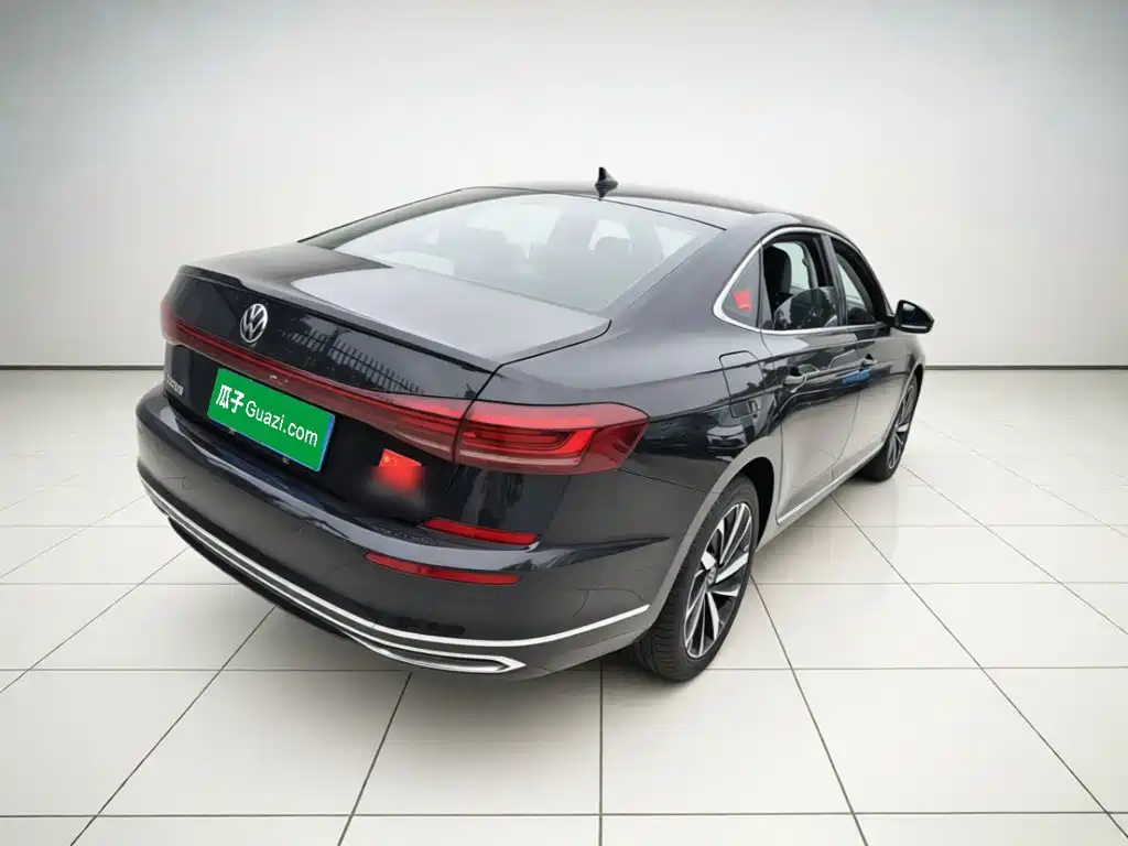 Volkswagen Passat — фото 4