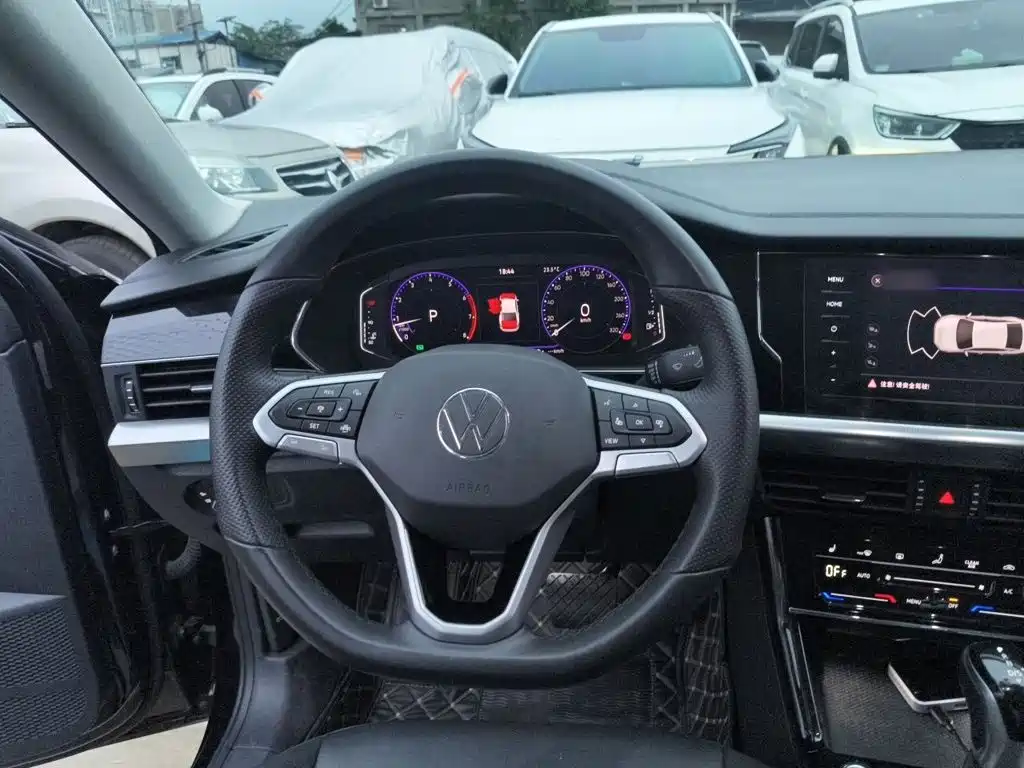 Volkswagen Passat — фото 6