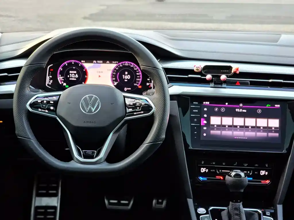 Volkswagen CC — фото 9
