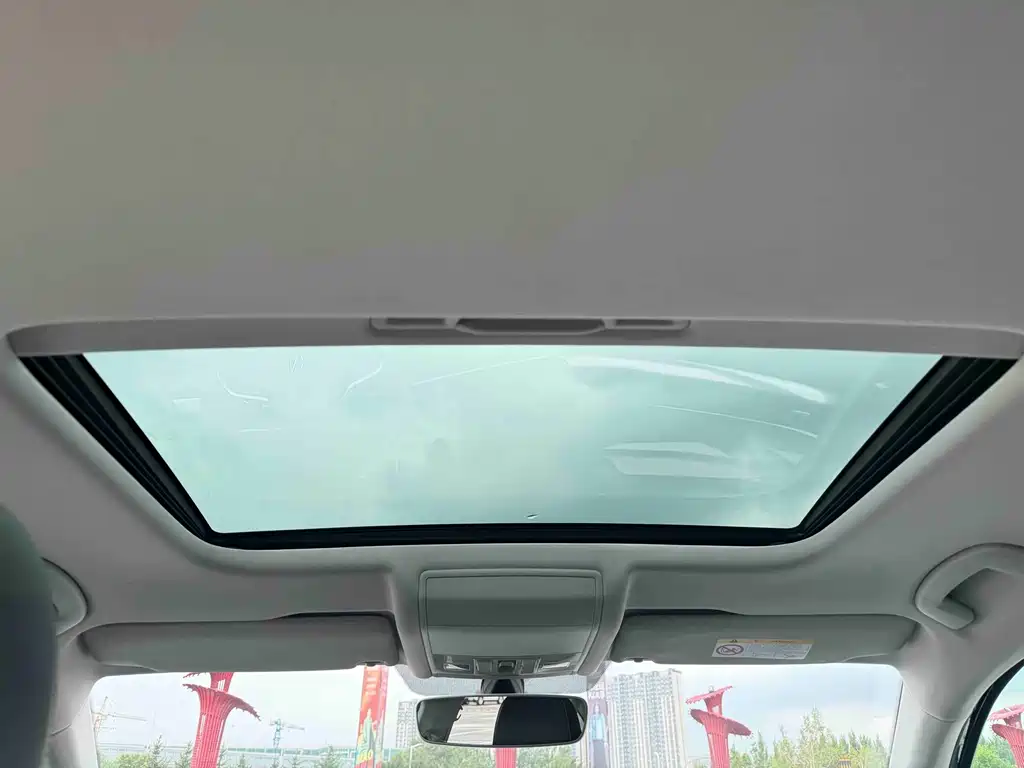 Volkswagen Passat — фото 18
