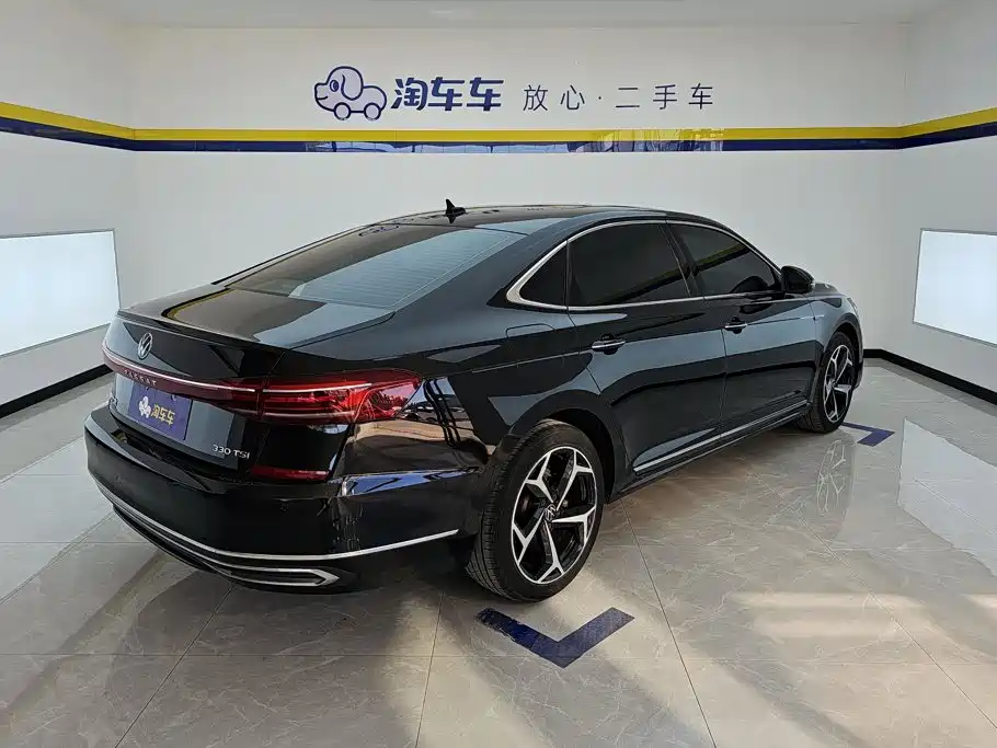 Volkswagen Passat — фото 3