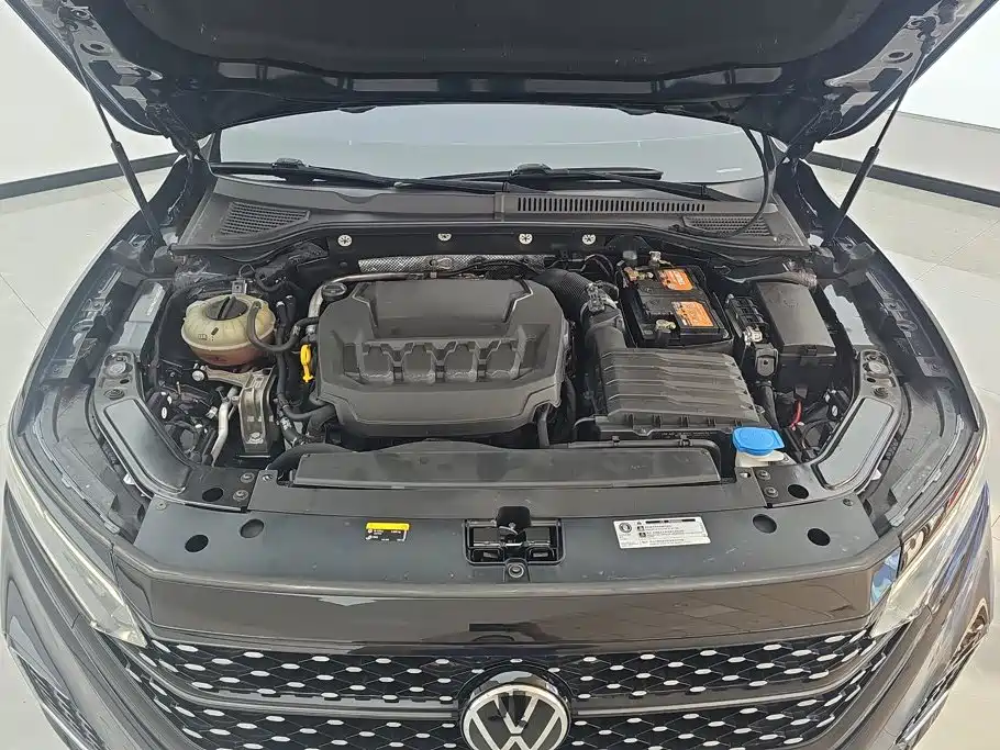 Volkswagen Passat — фото 10