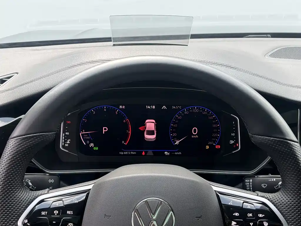 Volkswagen Passat — фото 11