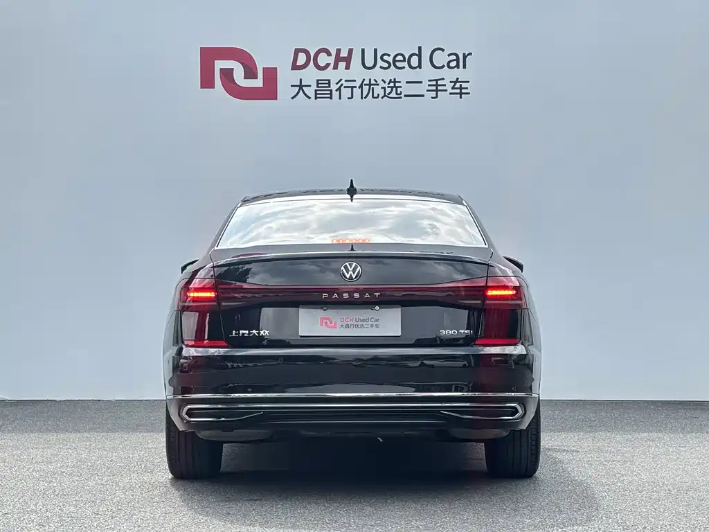 Volkswagen Passat — фото 4