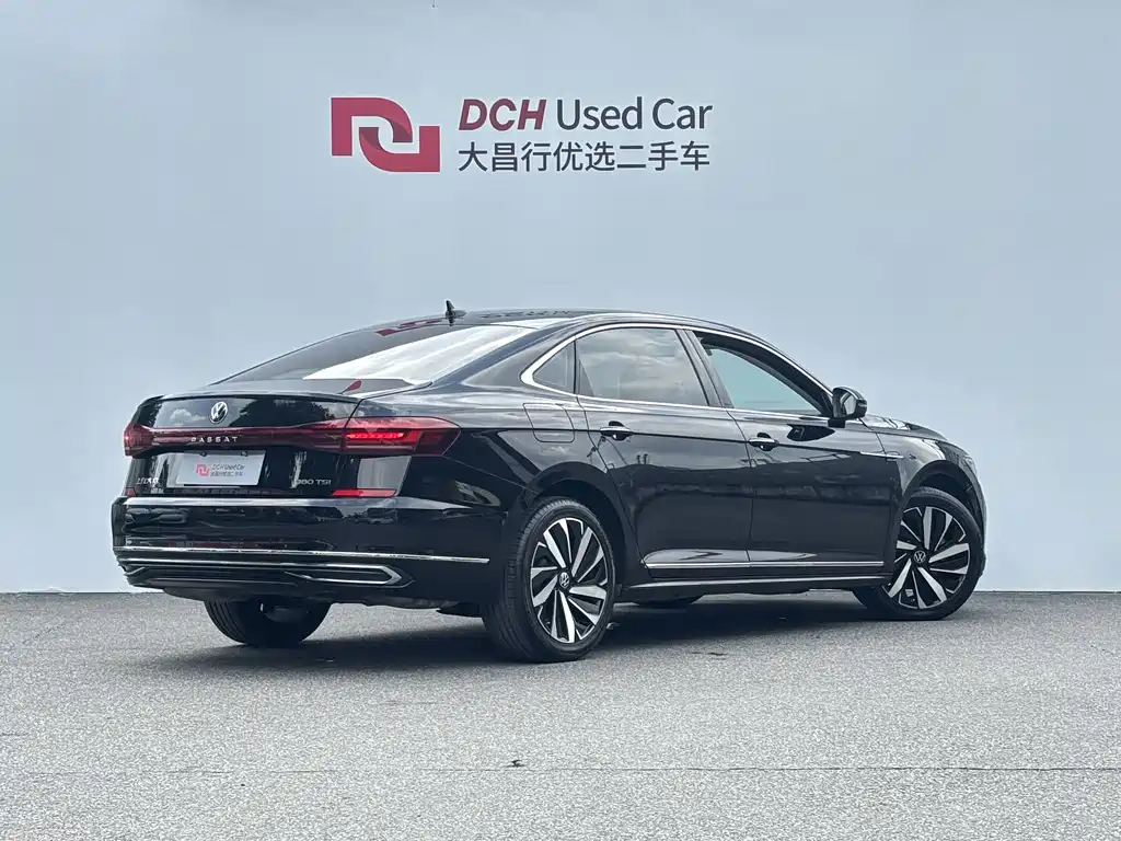 Volkswagen Passat — фото 5