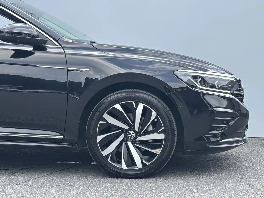 Volkswagen Passat — фото 6