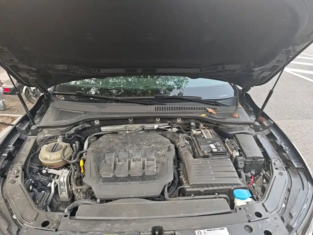 Volkswagen Passat — фото 20