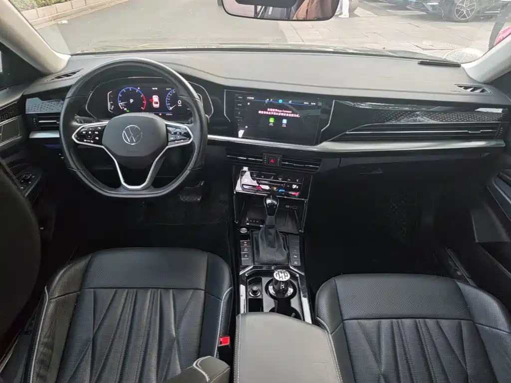 Volkswagen Passat — фото 10