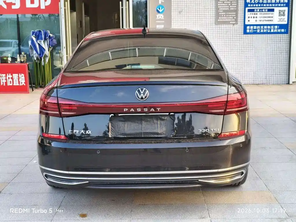 Volkswagen Passat — фото 8