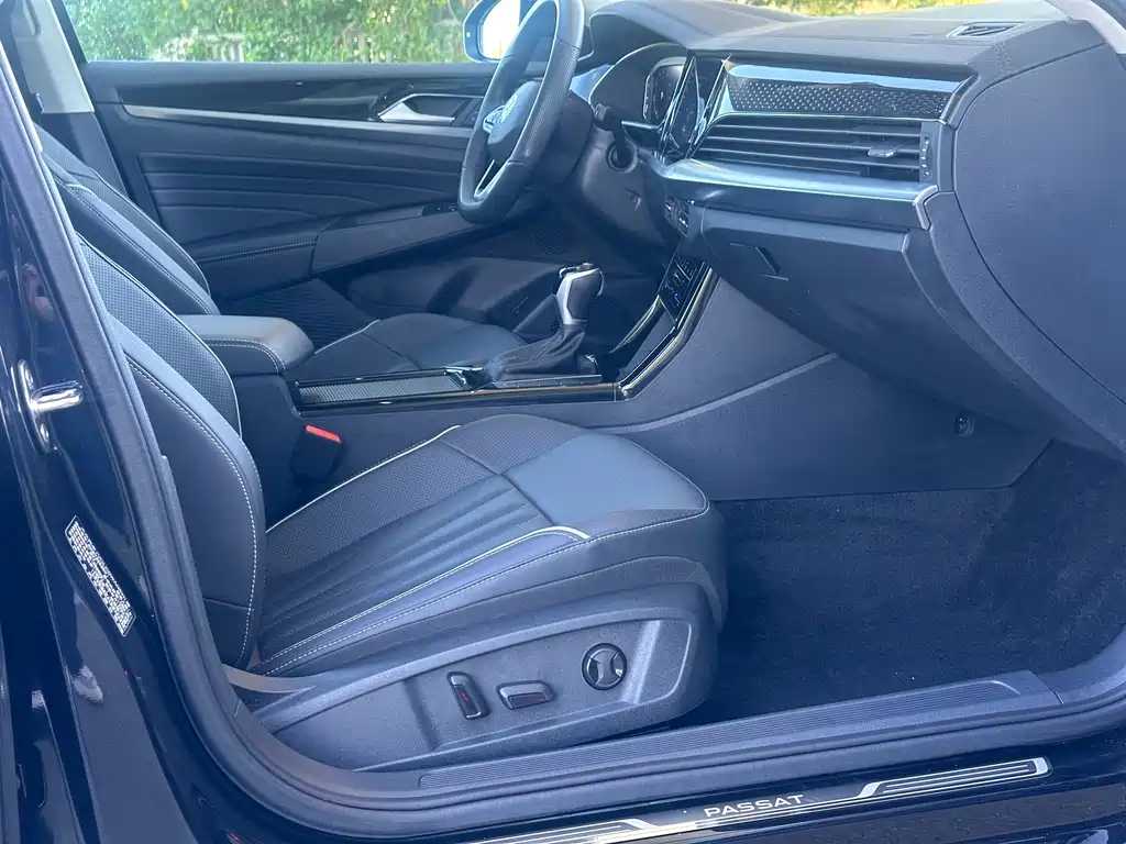 Volkswagen Passat — фото 10