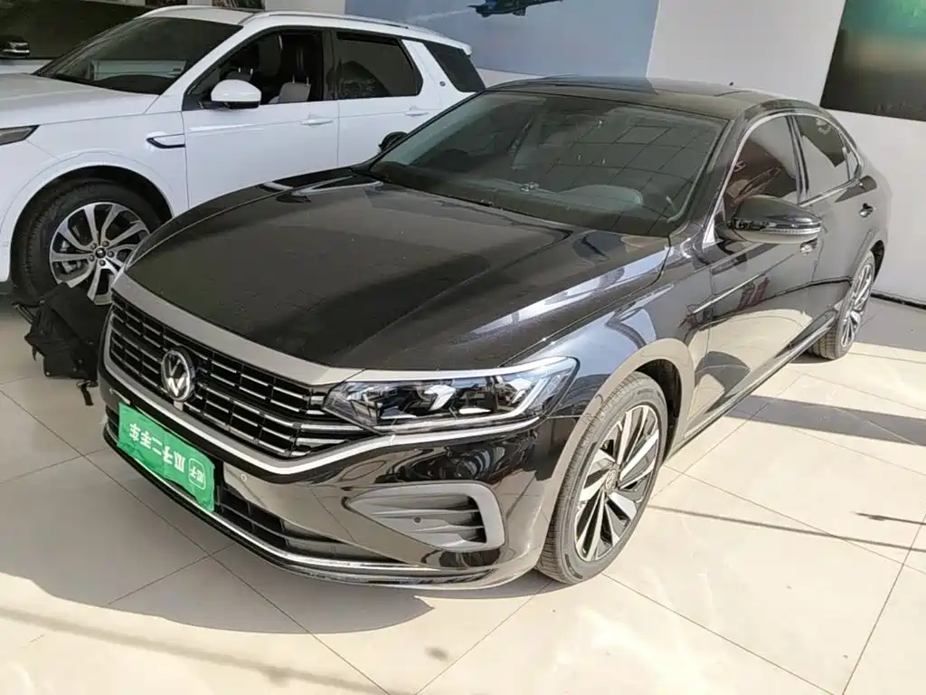 Volkswagen Passat — фото 2