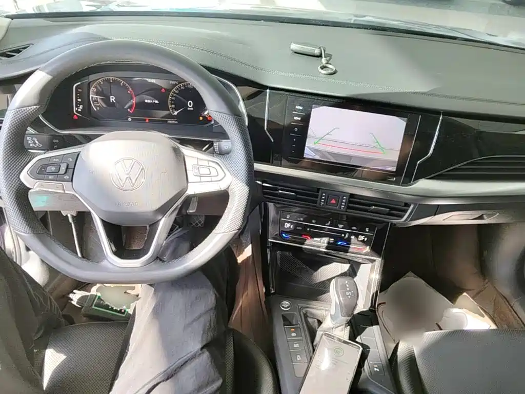 Volkswagen Passat — фото 10