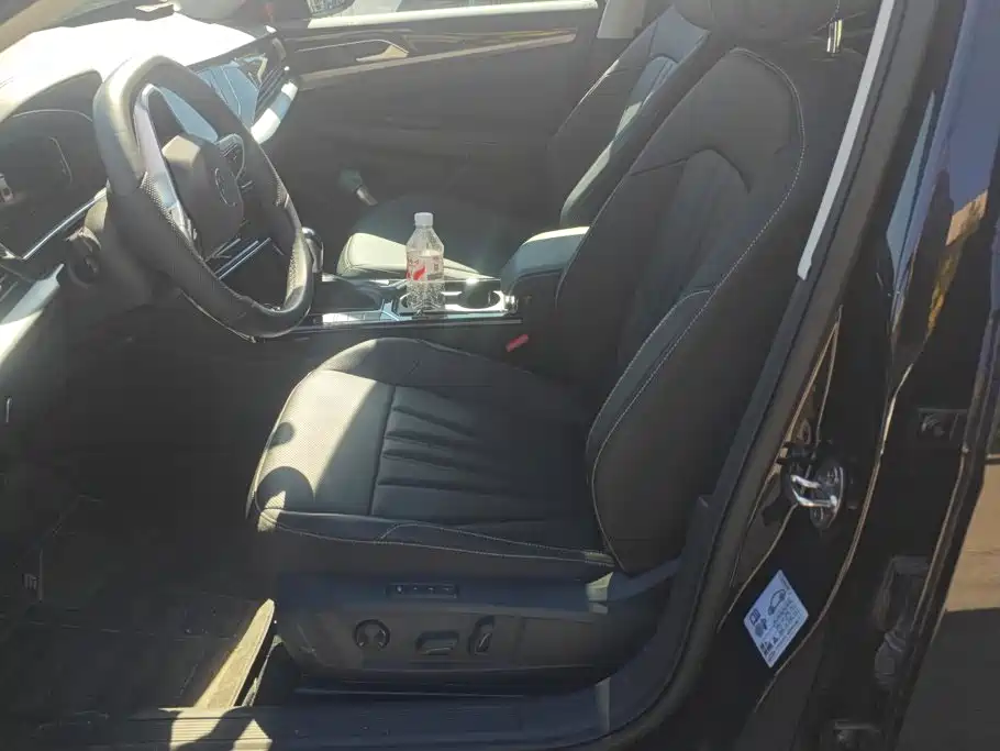 Volkswagen Passat — фото 8