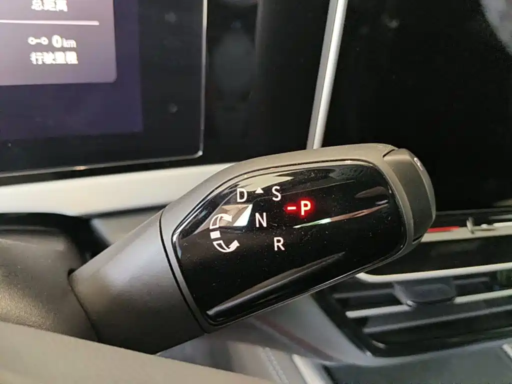 Volkswagen Passat — фото 14