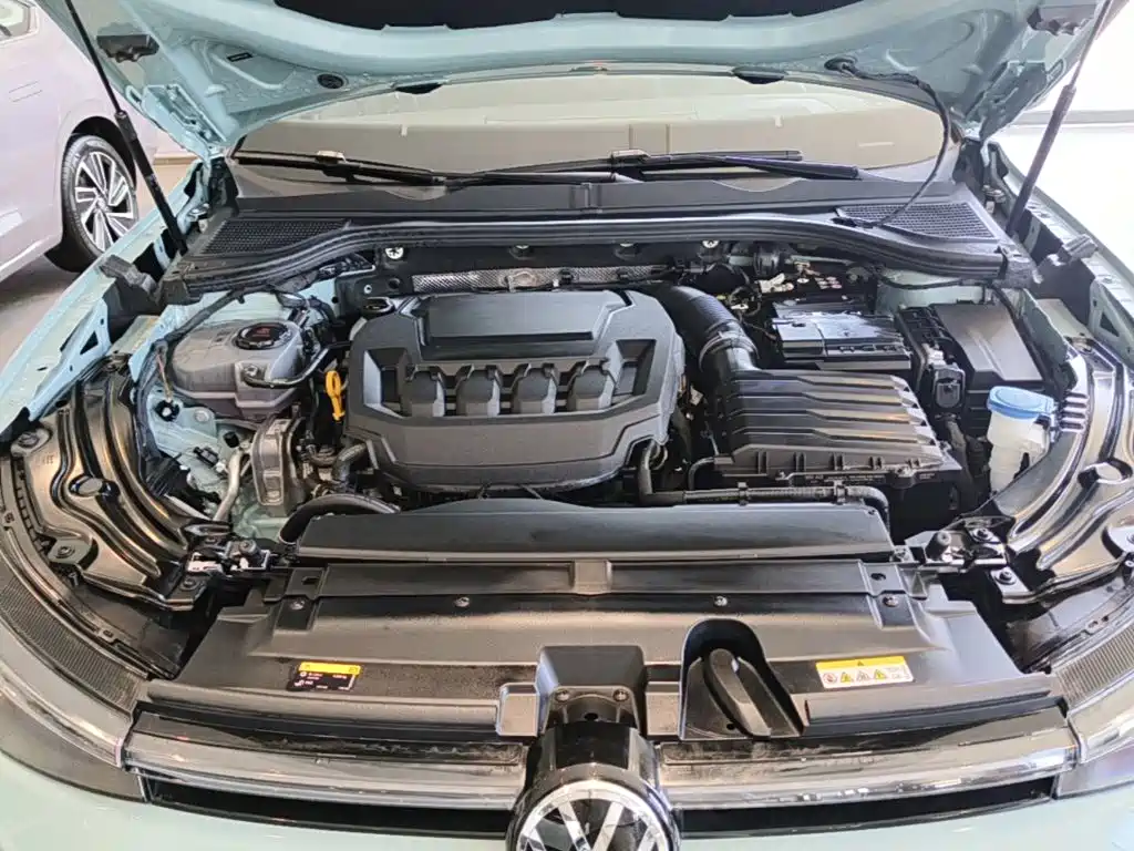 Volkswagen Passat — фото 20