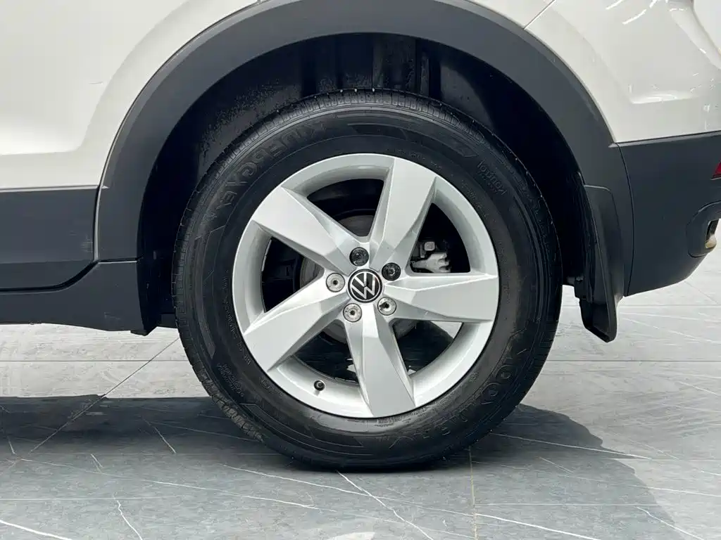 Volkswagen T-Cross — фото 23