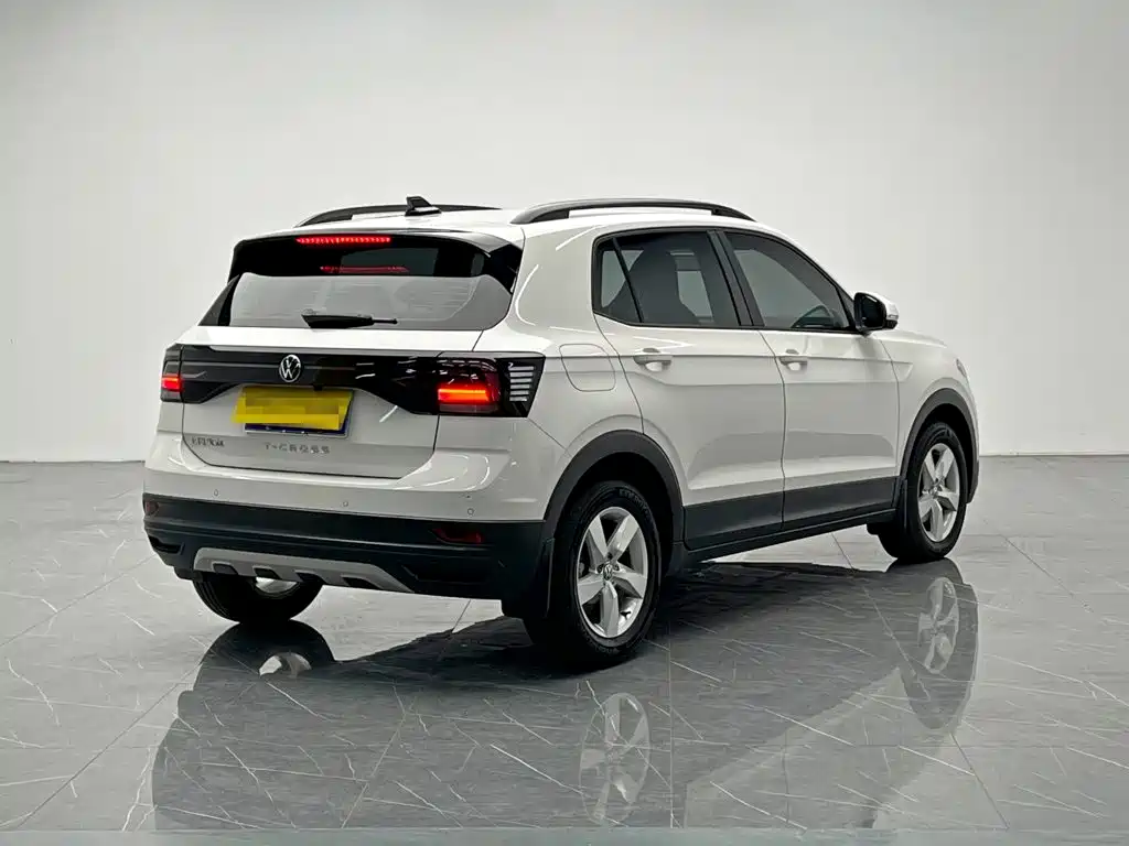 Volkswagen T-Cross — фото 6