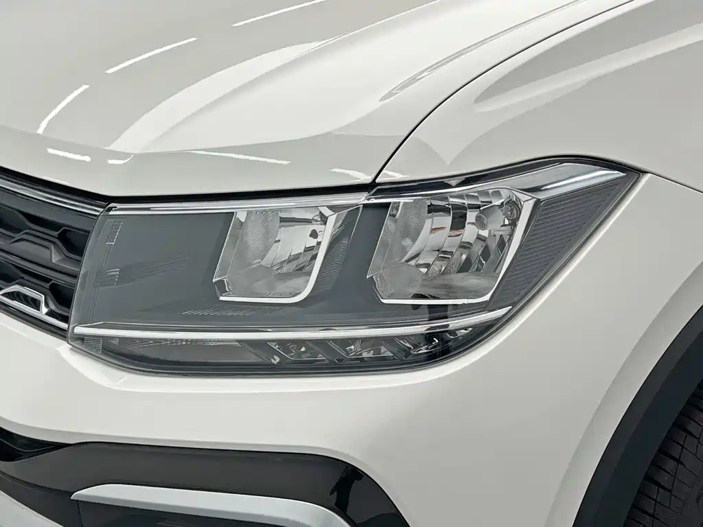 Volkswagen T-Cross — фото 9