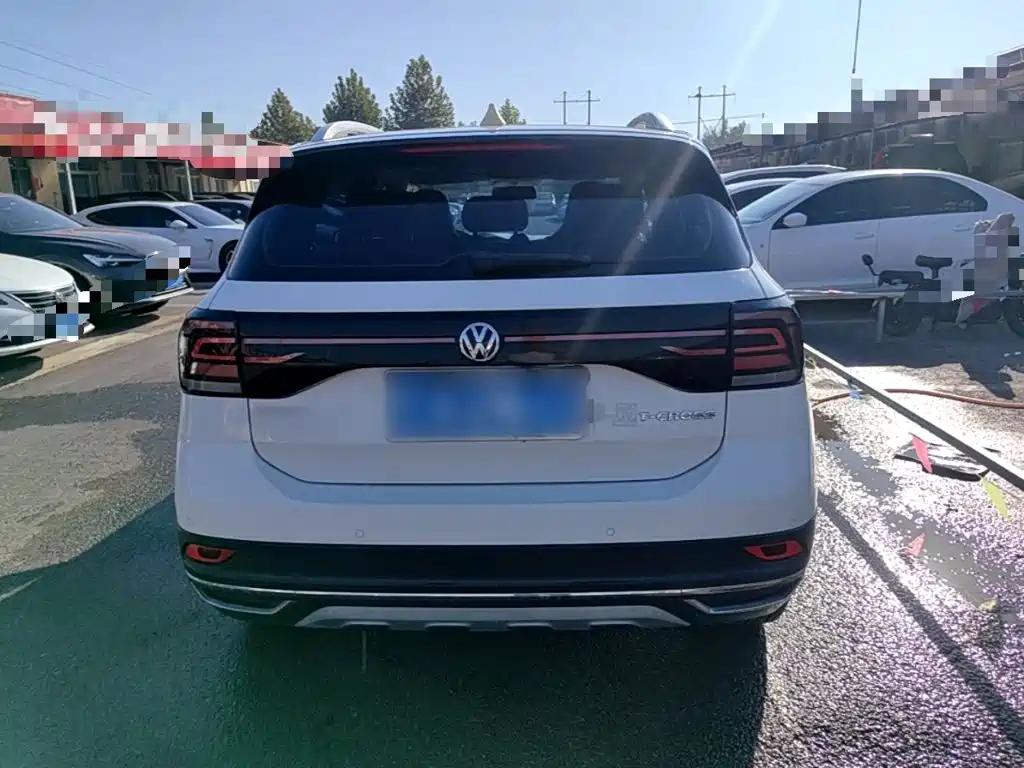 Volkswagen T-Cross — фото 6