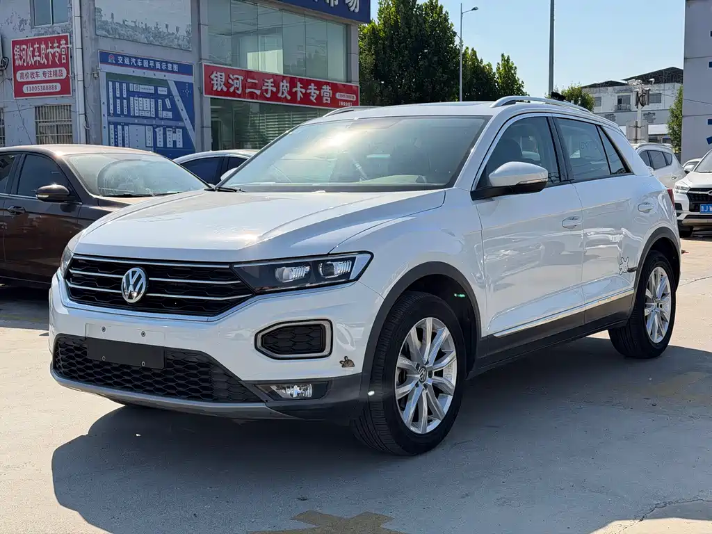 Volkswagen T-Roc — фото 3