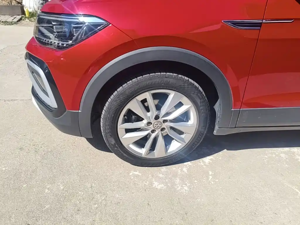 Volkswagen T-Cross — фото 23