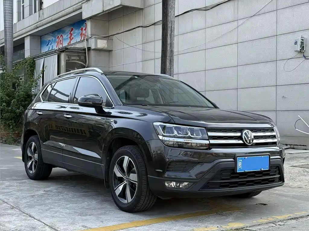Volkswagen Tharu — фото 3