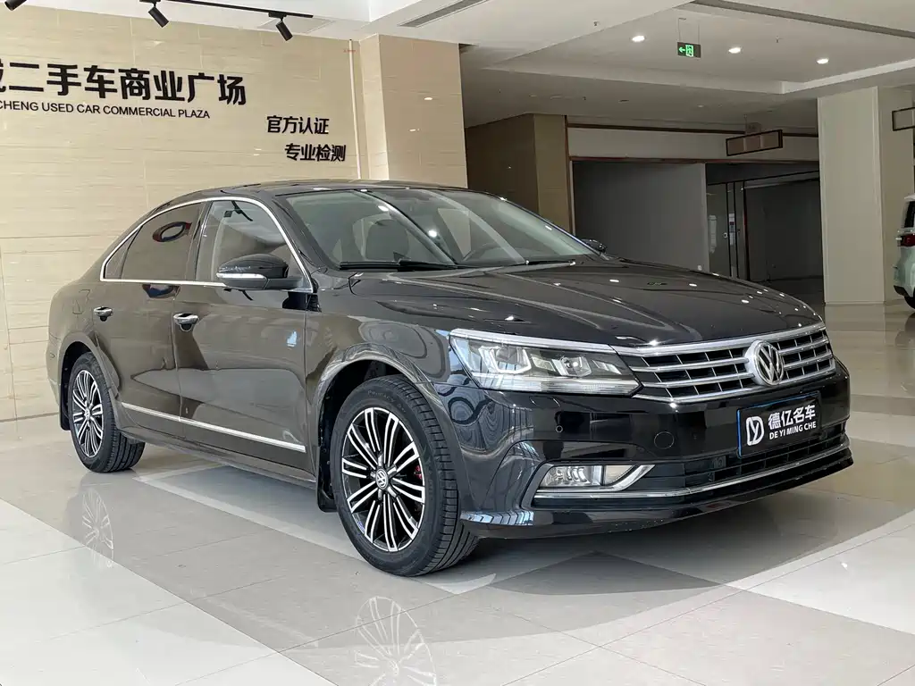 Volkswagen Passat — фото 3