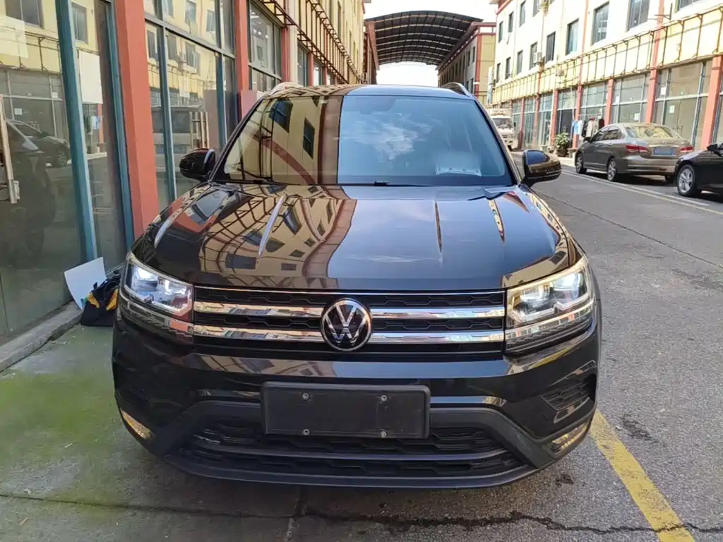 Volkswagen Tharu — фото 3