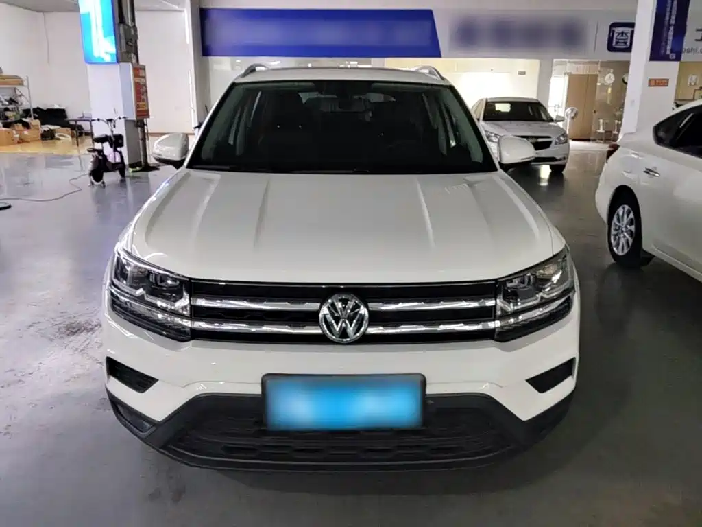 Volkswagen Tharu — фото 3