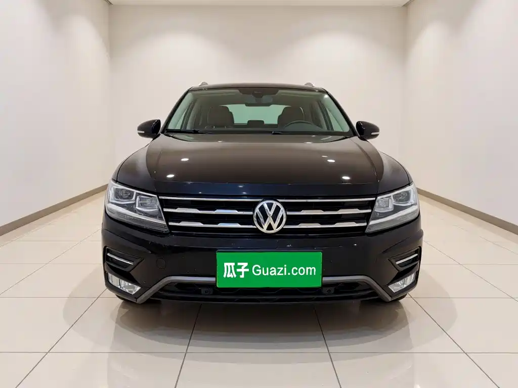 Volkswagen Tiguan L — фото 2
