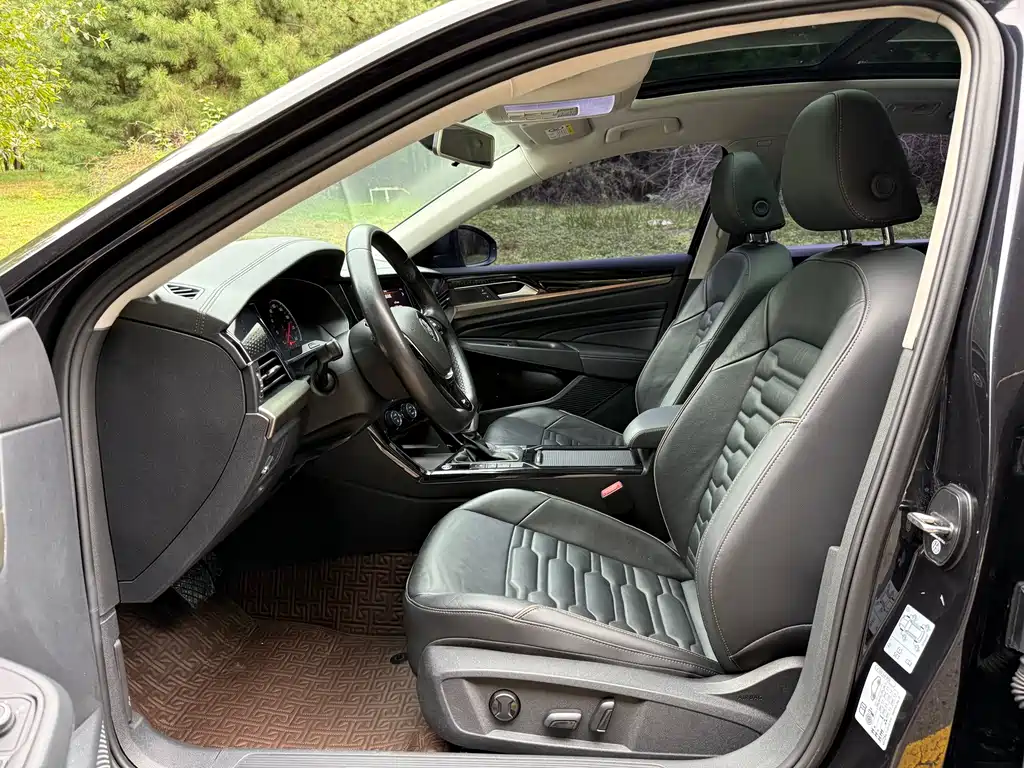 Volkswagen Passat — фото 7