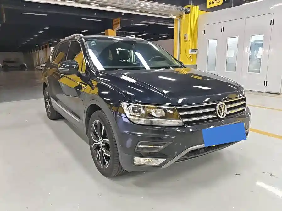 Volkswagen Tiguan L — фото 2