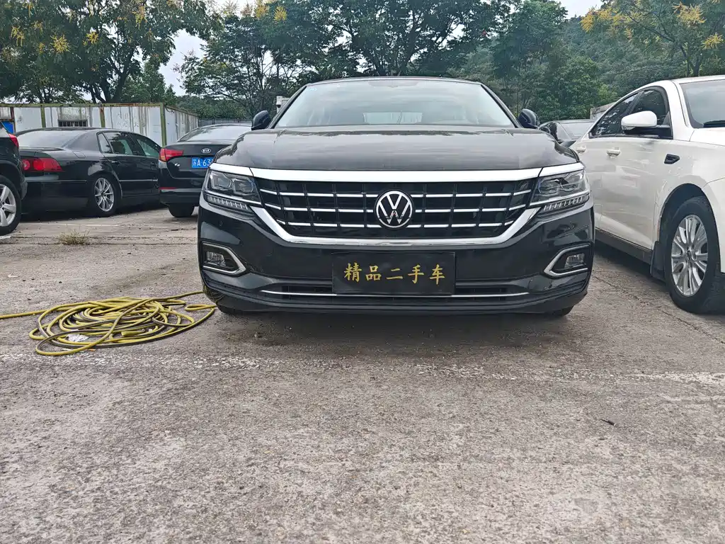 Volkswagen Passat — фото 2