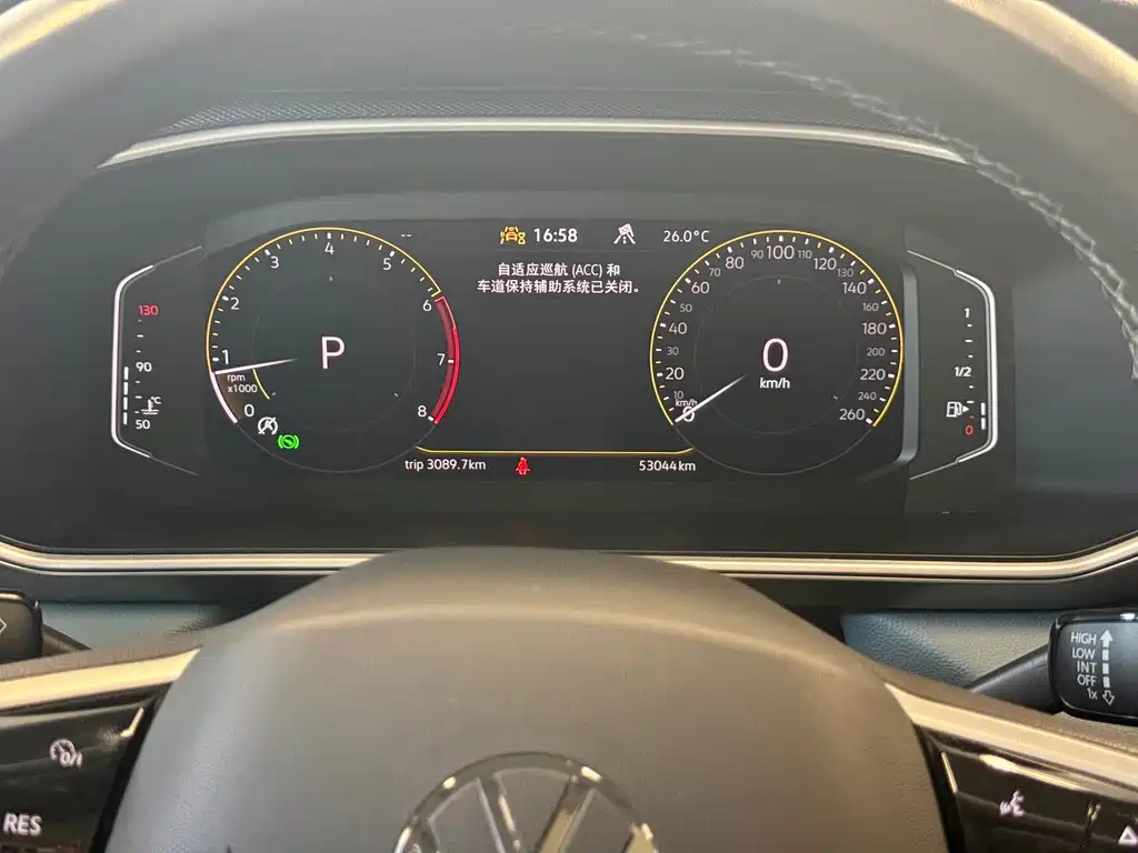 Volkswagen Tharu — фото 9