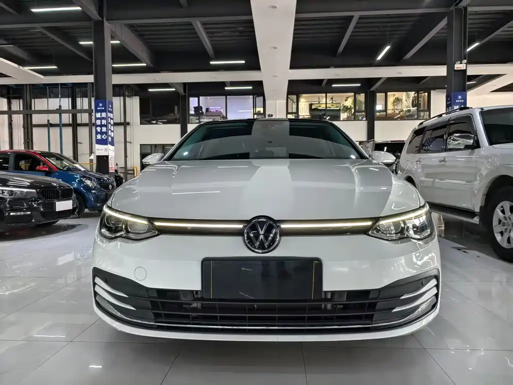 Volkswagen Golf — фото 2