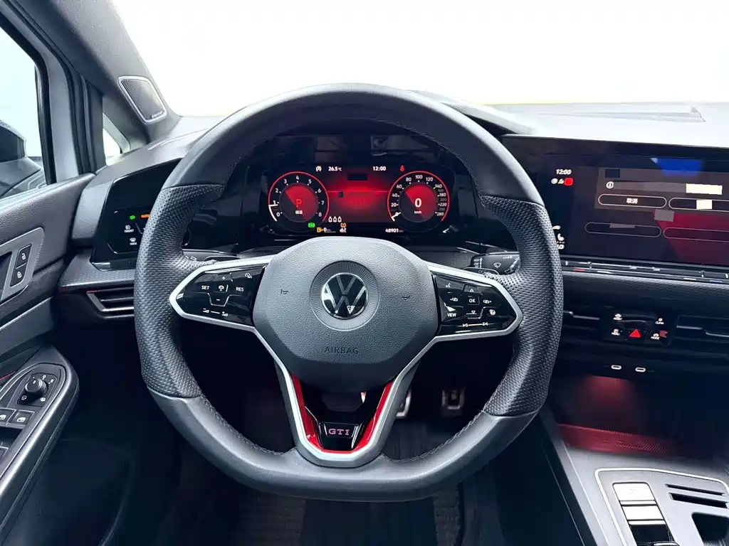 Volkswagen Golf — фото 5