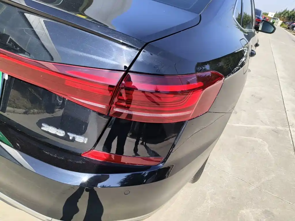 Volkswagen Passat — фото 8