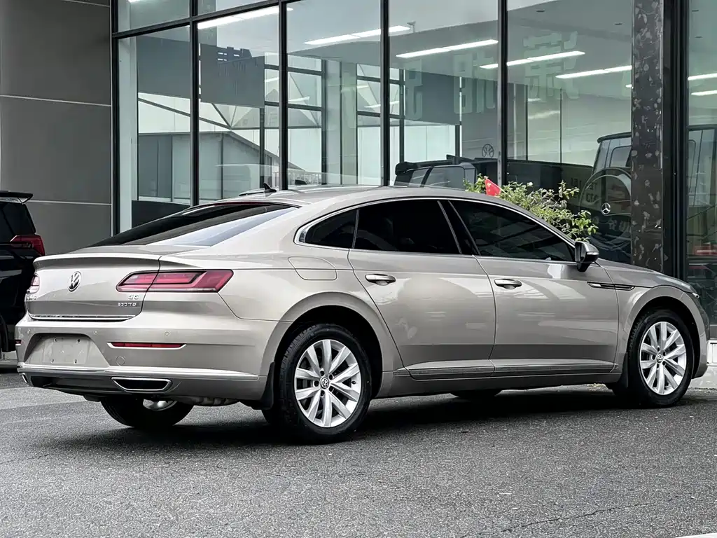 Volkswagen CC — фото 9
