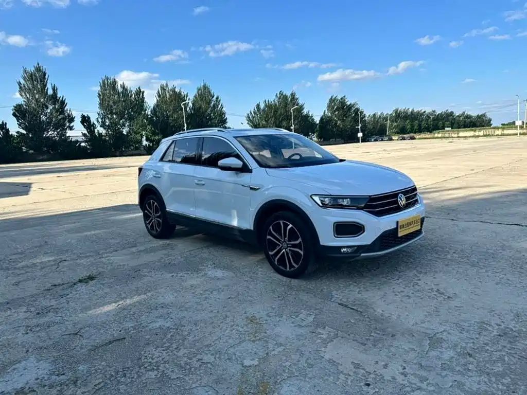 Volkswagen T-Roc — фото 3