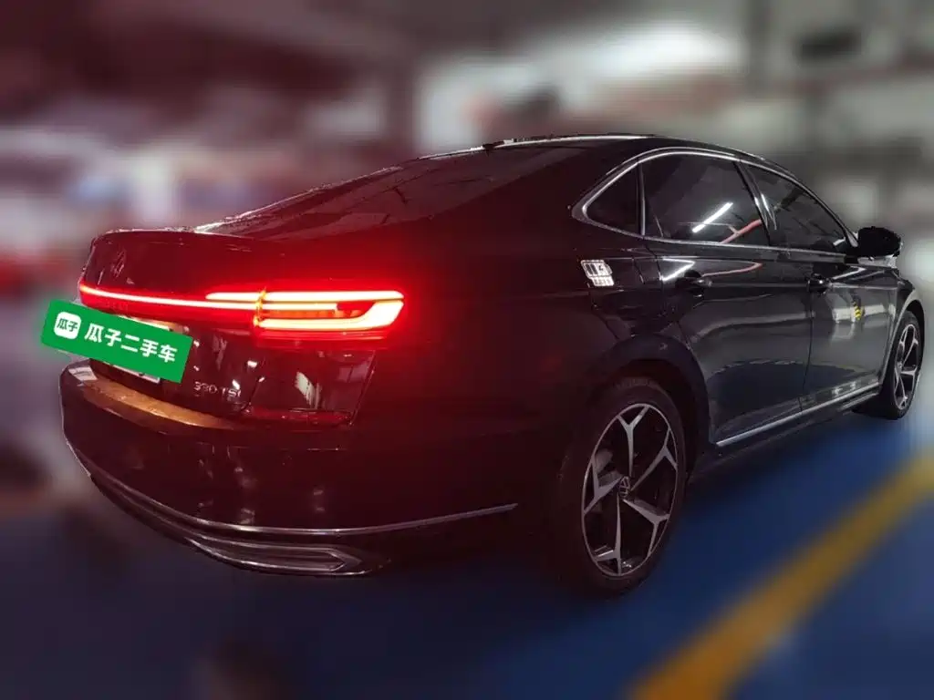 Volkswagen Passat — фото 4