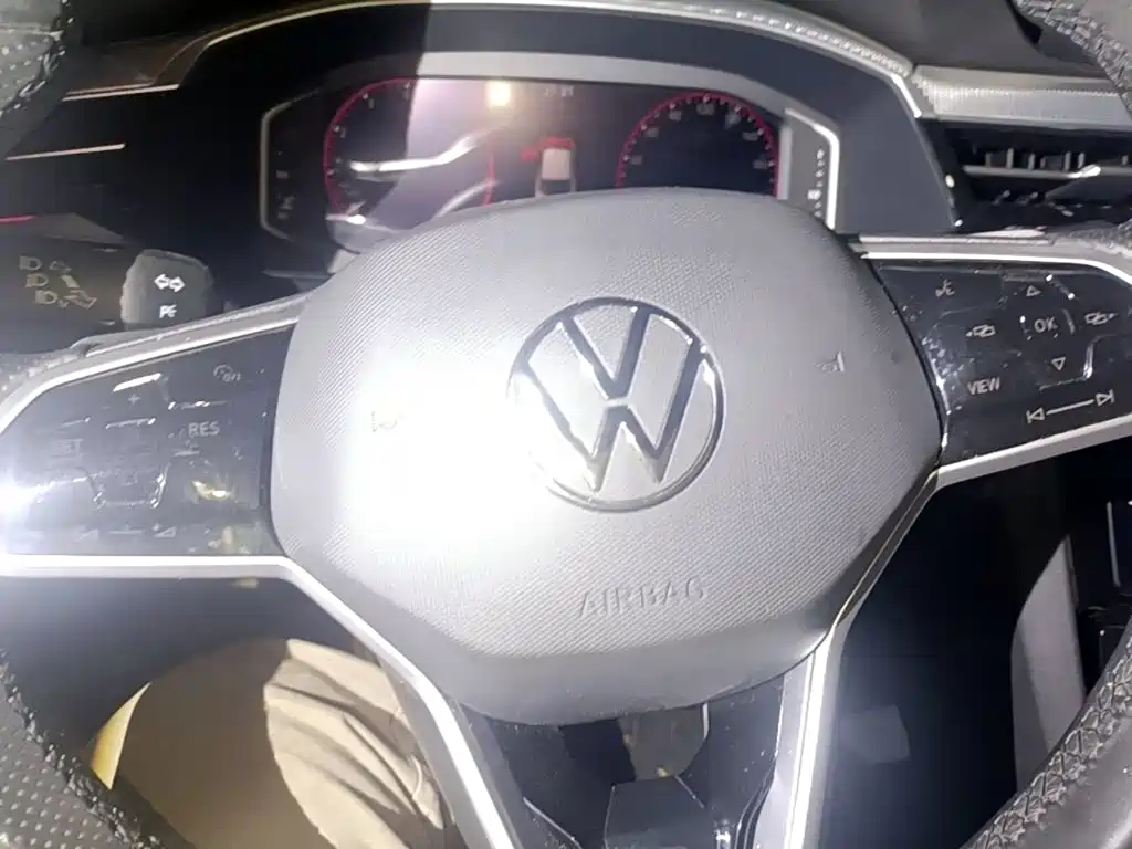 Volkswagen CC — фото 9