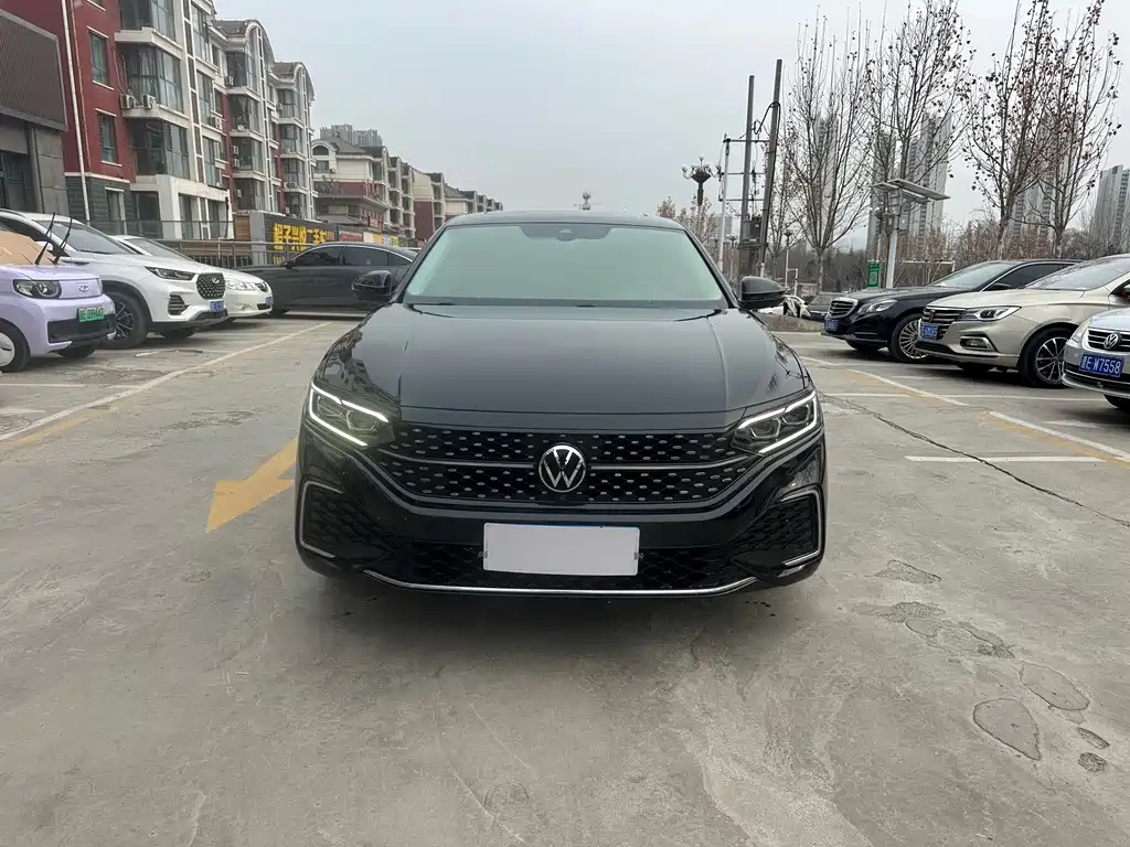 Volkswagen Passat — фото 2