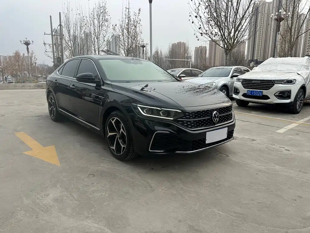 Volkswagen Passat — фото 3