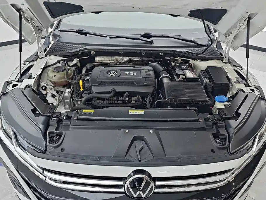 Volkswagen CC — фото 10