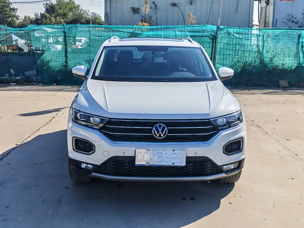 Volkswagen T-Roc — фото 2