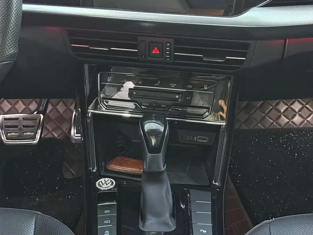 Volkswagen Passat — фото 9