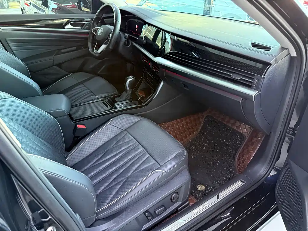 Volkswagen Passat — фото 10
