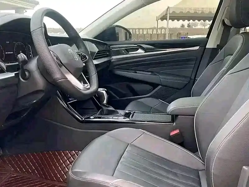Volkswagen Passat — фото 9