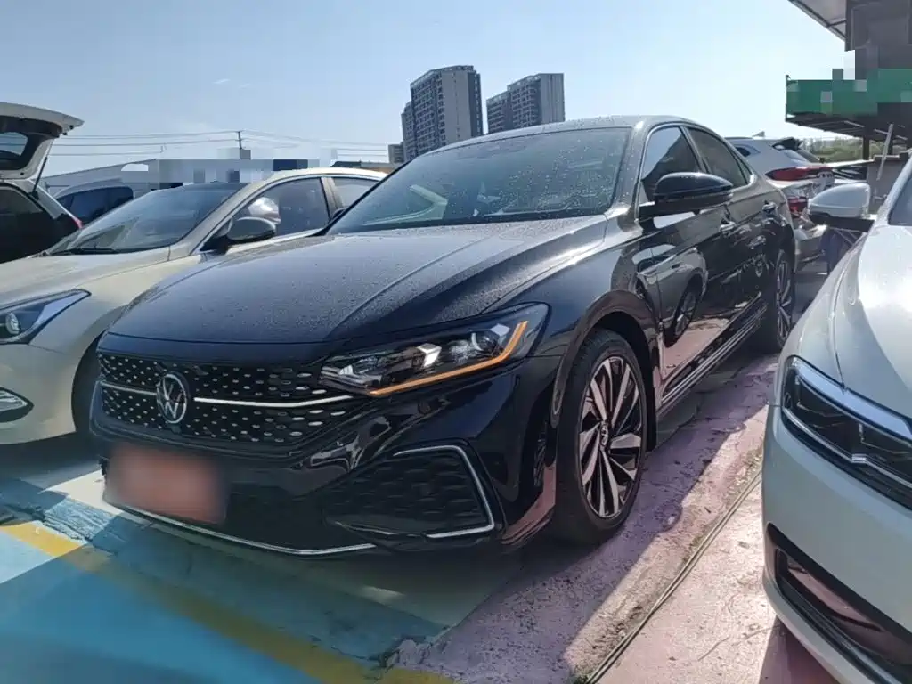 Volkswagen Passat — фото 2