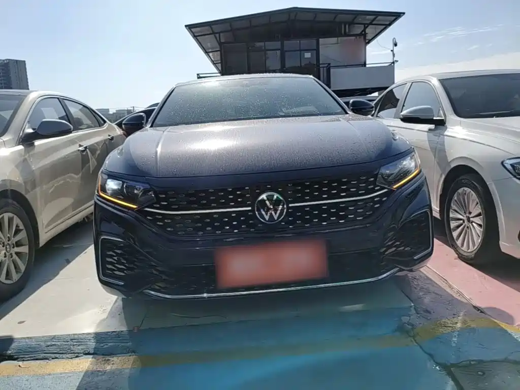 Volkswagen Passat — фото 3